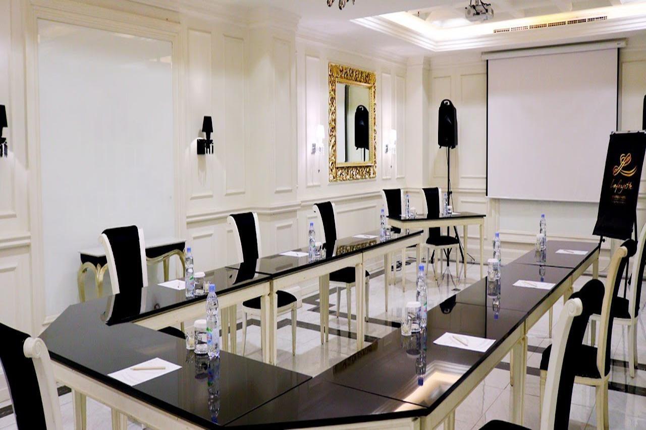 Mare Boutique (Adults Only) Hotel เยโอริยิอูโปลิส ภายนอก รูปภาพ