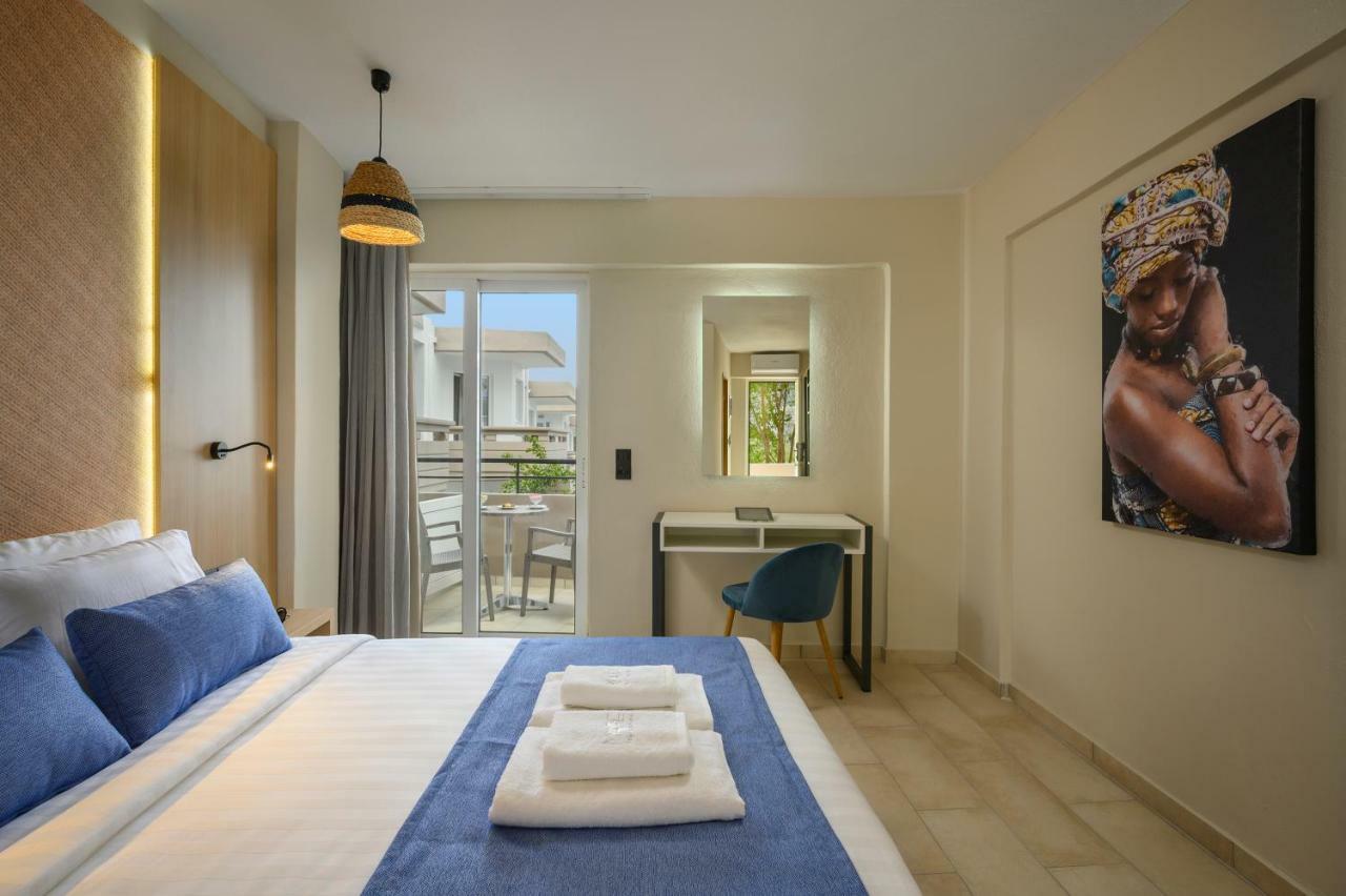 Mare Boutique (Adults Only) Hotel เยโอริยิอูโปลิส ภายนอก รูปภาพ